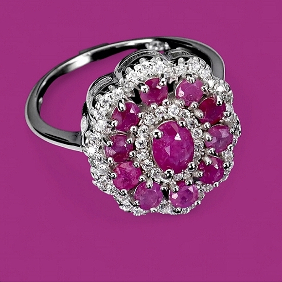 925 Sterling Silver Ring Sz 7 with Natural Ruby 6x4mm & CZ - Picture 5 of 11